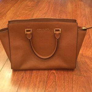Michael Kors bag